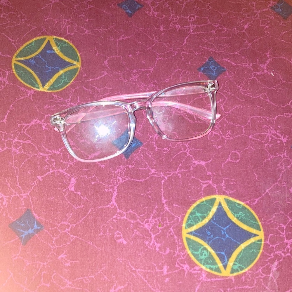 glasses - Picture 2 of 2